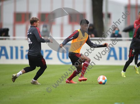 12.10.2021, FC Bayern Muenchen, Training

Hier nur Vorschaubilder !